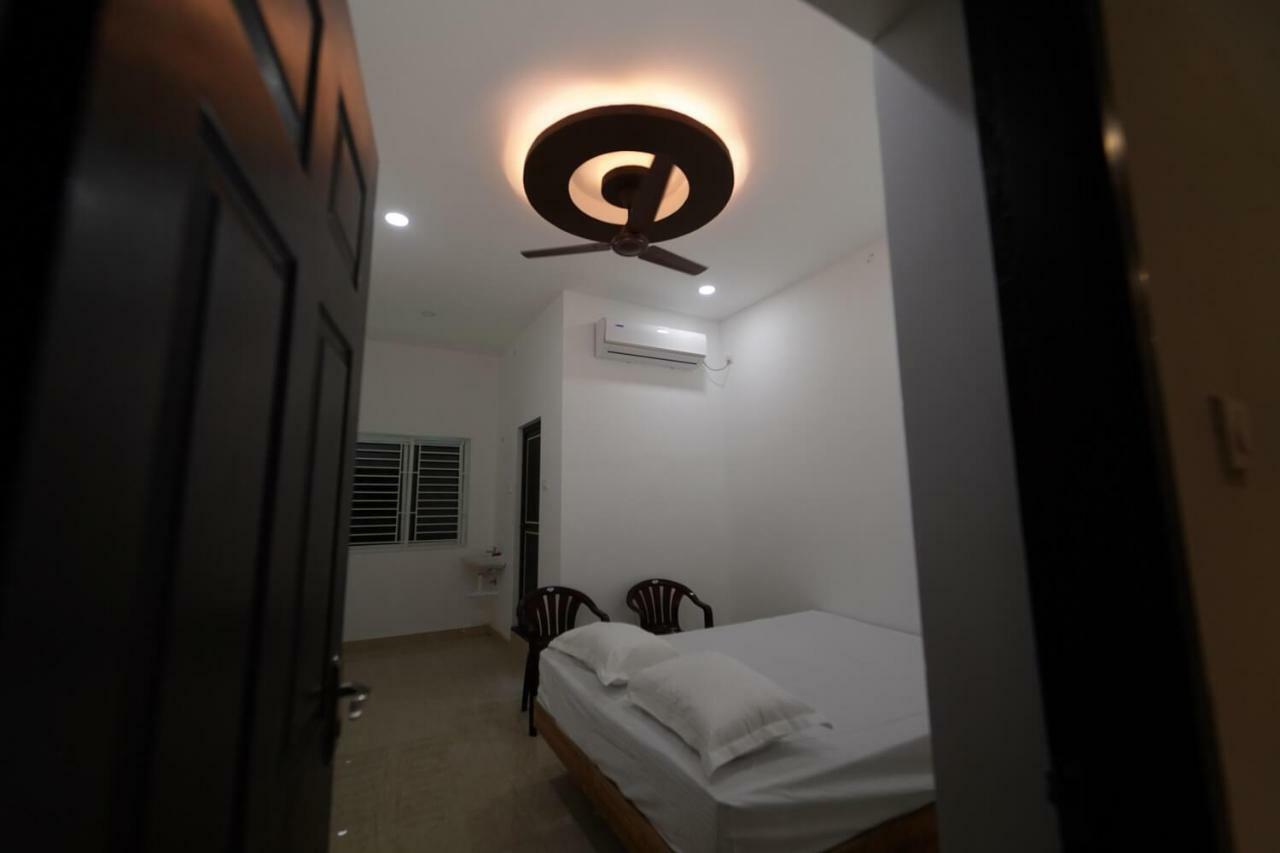 Hotel Vg Mahal Tiruchirappalli Exterior foto